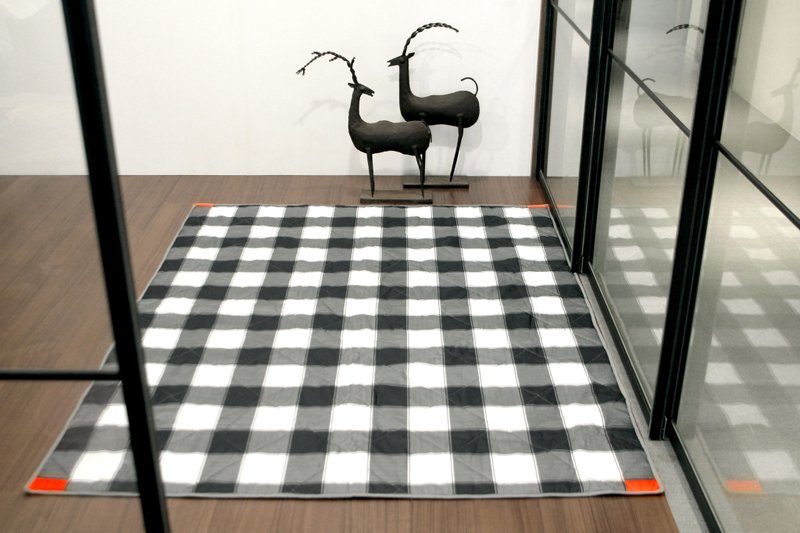 Nuhox 怒吼狮【厚片垫】金门花帕- 野餐垫、露营垫和摆设用垫 - 野餐垫 - 聚酯纤维 灰色