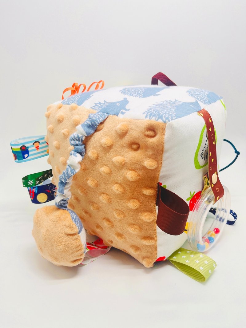 标签球 l 安抚豆豆球 l 手抓球 l 新生儿 l 弥月礼盒 - 玩具/玩偶 - 棉．麻 