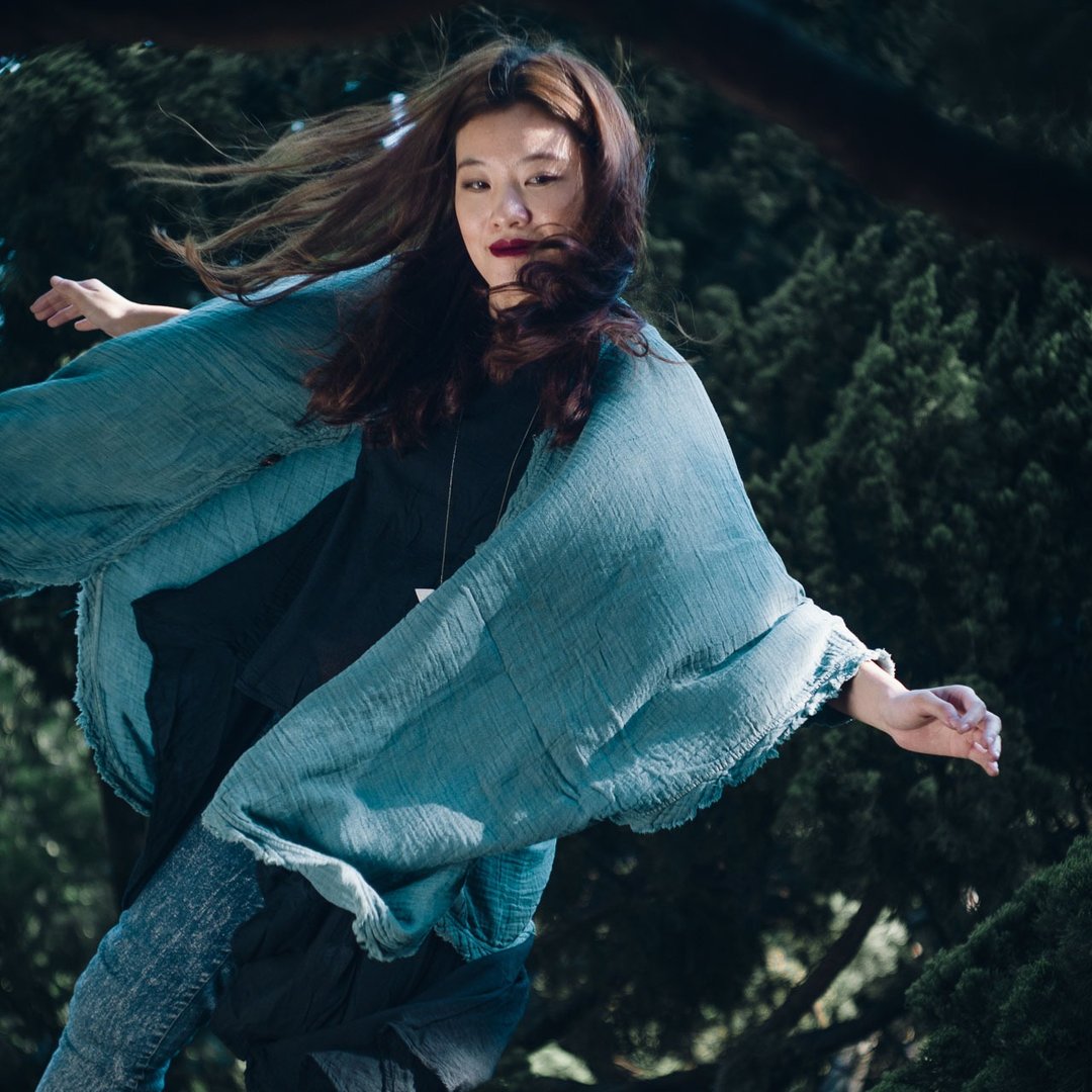 草木染披肩外套（蓝绿） - 女装休闲/机能外套 - 棉 黑色
