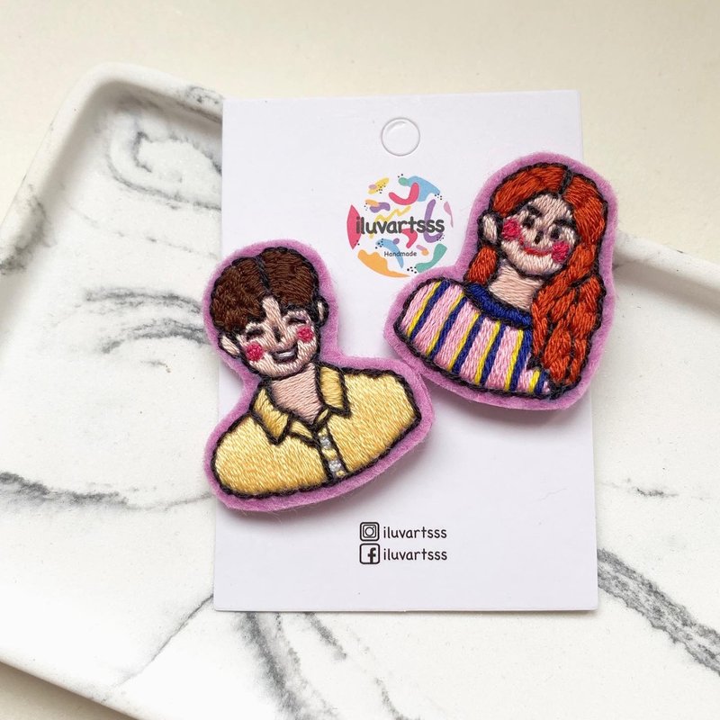 •定制化似颜刺绣• 人像胸针/匙扣 - 订制画像 - 绣线 