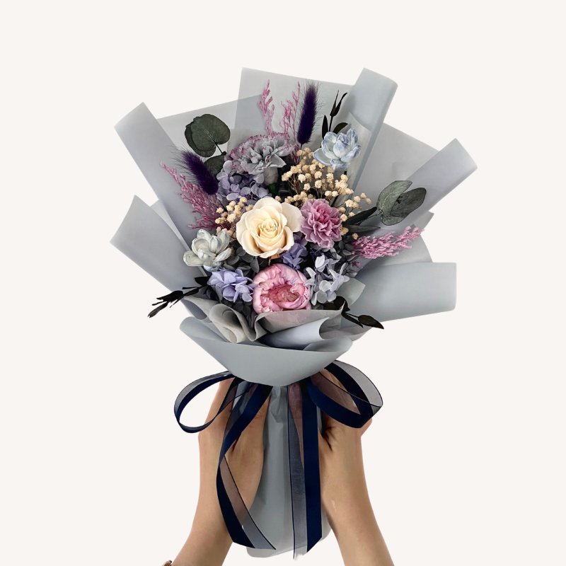 中型永生花束 母亲节花束/康乃馨花束/生日花束 - 干燥花/捧花 - 植物．花 