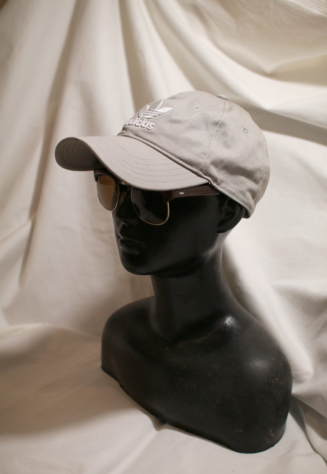 Back to Green:: Adidas 灰 vintage hat - 帽子 - 棉 