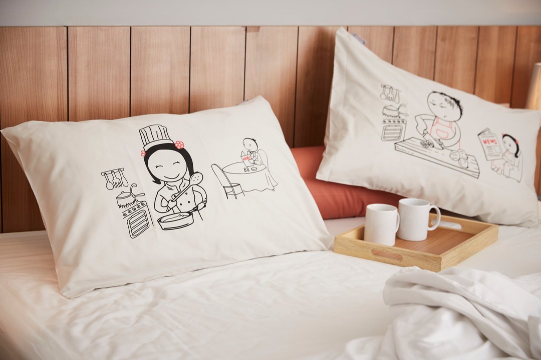 "I cook You eat" Couple Pillow Case: 005 - 枕头/抱枕 - 棉 