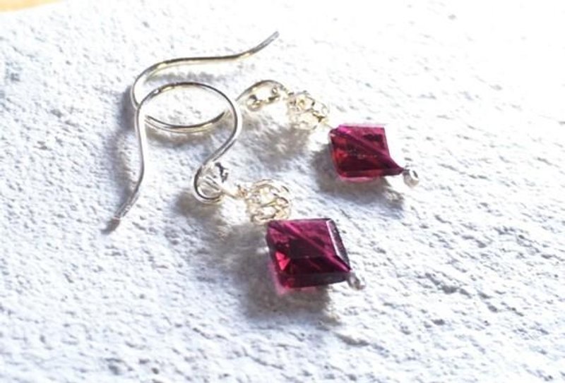 Rhodlite Garnet ◆ SV earrings - 耳环/耳夹 - 宝石 