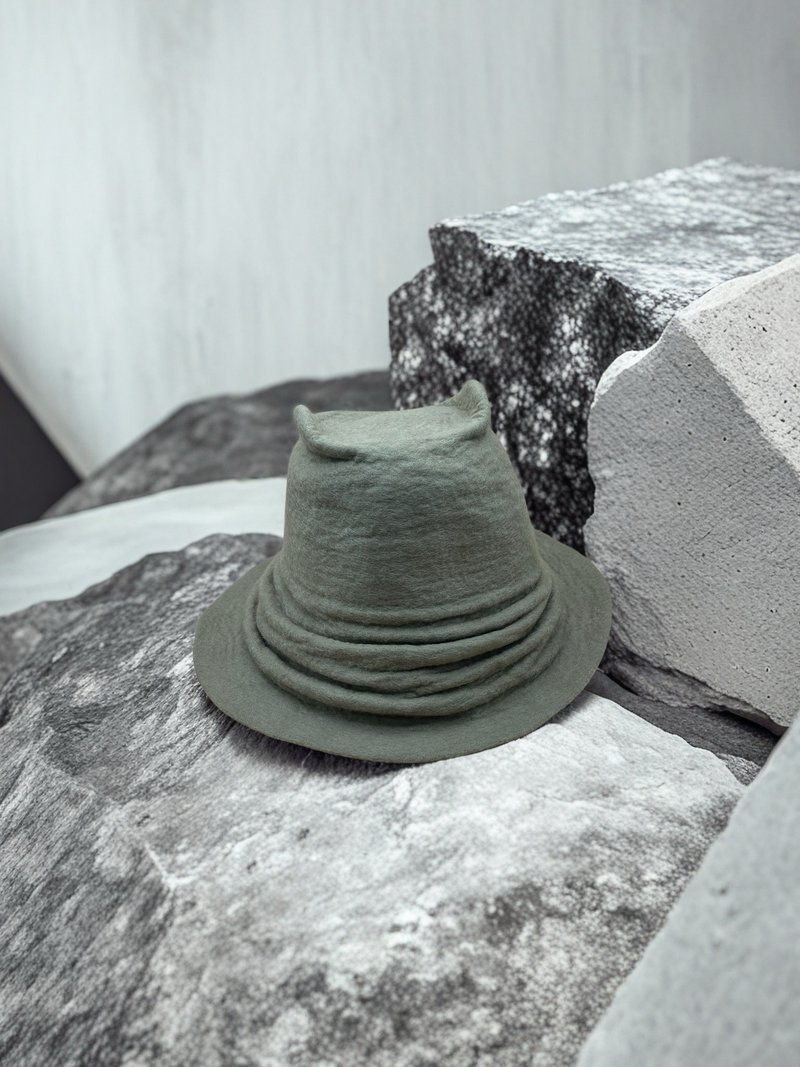 丝光美丽诺羊毛特殊造型帽 - 暮雾贤者 - 帽子 - 羊毛 灰色