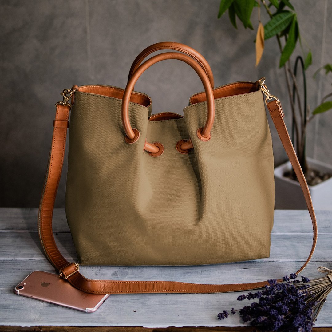 Linen &amp; 2-way Shoulder Bag Linen Canvas - 手提包/手提袋 - 棉．麻 