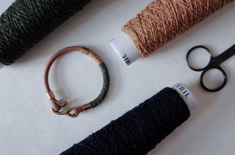 Made By. Atelier x StandOn - Japan Yarn Leather Bracelet I Merge Collection 日本绵麻皮革手环 - 手链/手环 - 棉．麻 多色