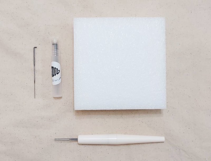 羊毛毡基本工具组 - 编织/刺绣/羊毛毡/裁缝 - 其他材质 白色