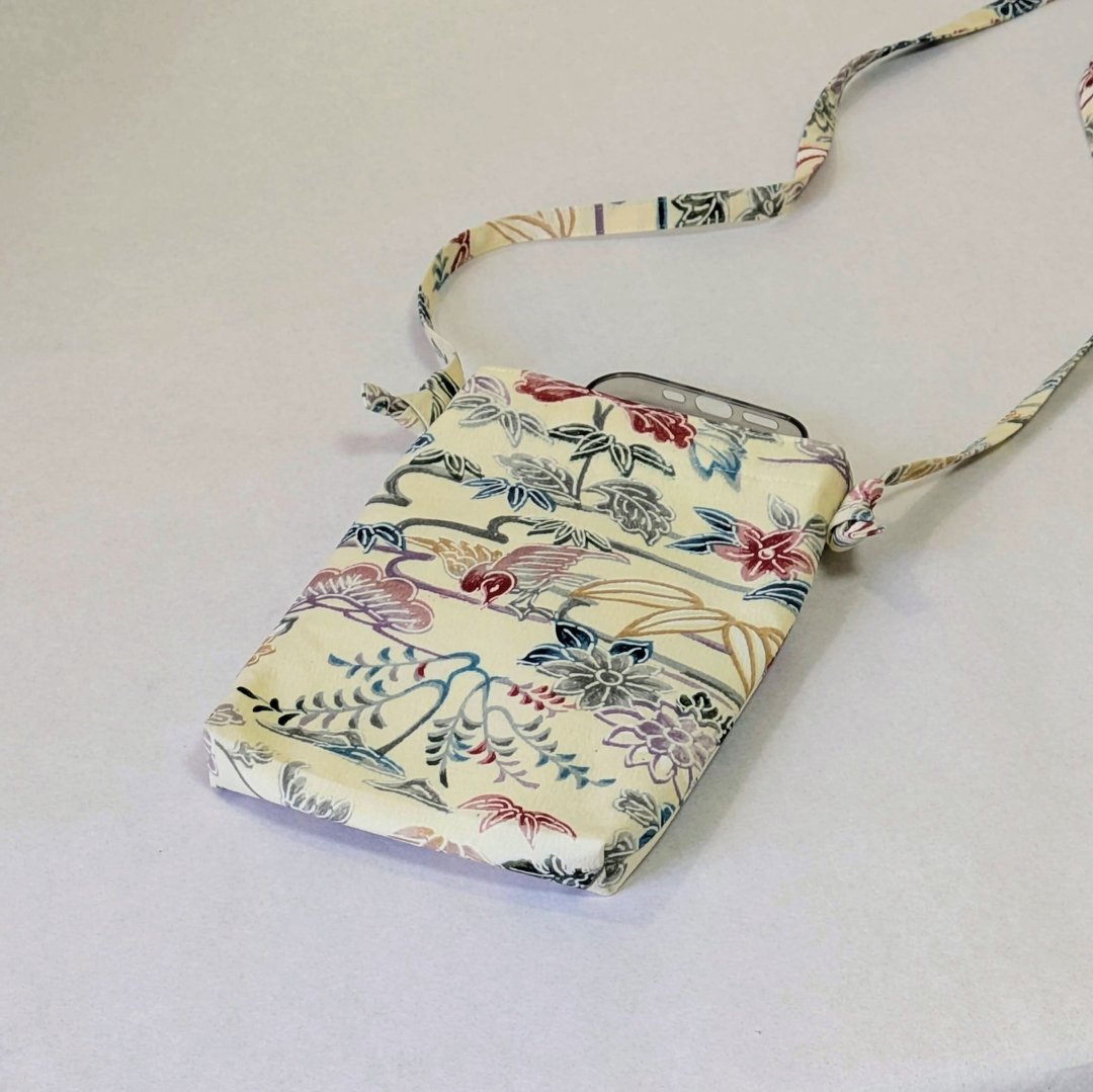 和服改造 手机小斜背包 - 侧背包/斜挎包 - 丝．绢 多色