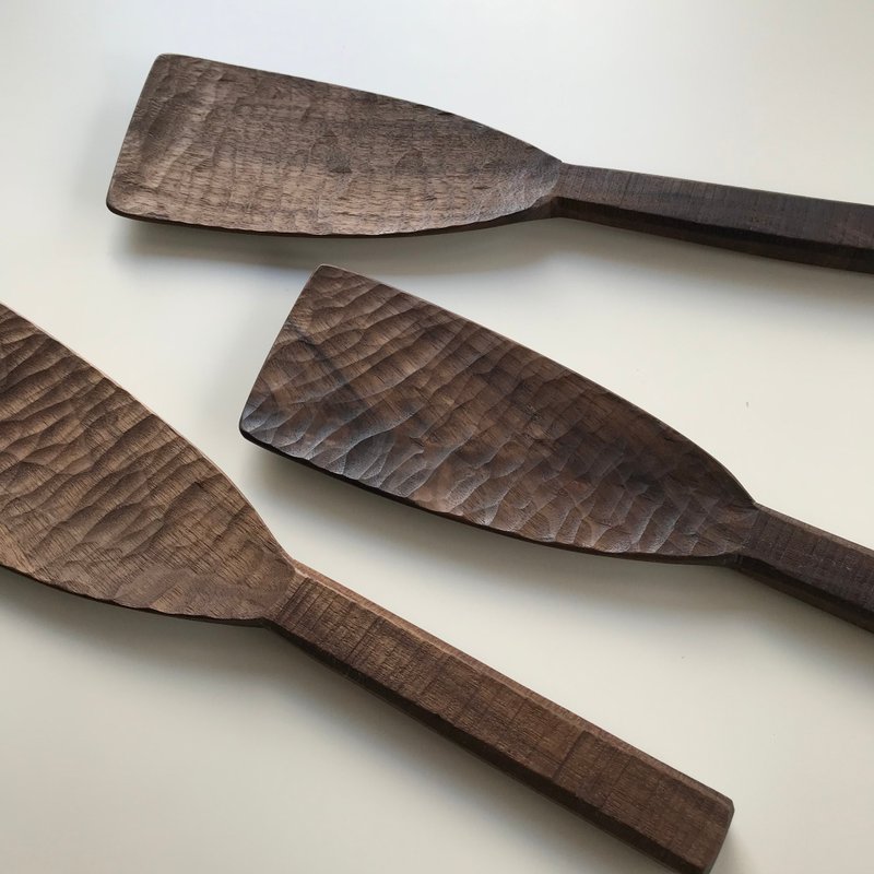Serrated Black Walnut Spatula - 汤勺/锅铲 - 木头 咖啡色