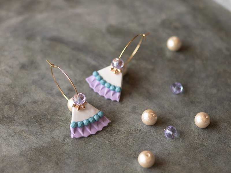 one item only / Triangle frill earrings / Allergy free - 耳环/耳夹 - 粘土 紫色