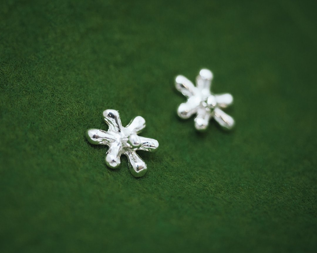 Japanese traditional childrens rock candy motif - Konpeito post earrings - 耳环/耳夹 - 银 银色