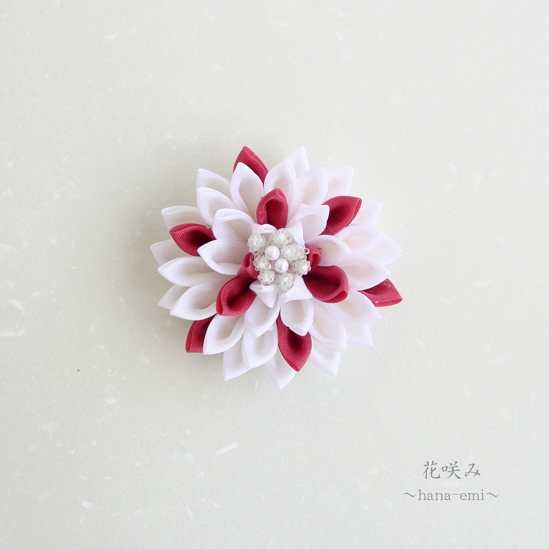 小巧大理花胸针・玫瑰粉色・つまみ细工 - 胸针 - 棉 粉红色
