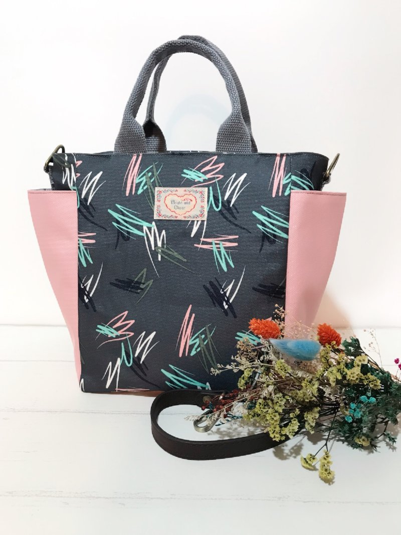 防泼水材质侧背包/手提袋两用包 - 侧背包/斜挎包 - 其他材质 