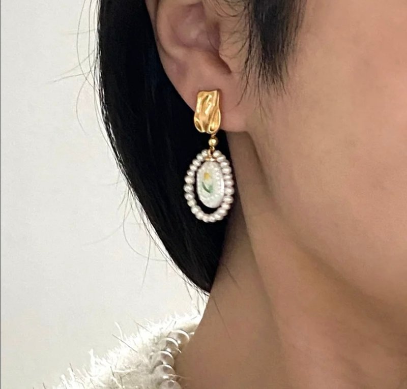 YuanPearl天然巴洛克珍珠手工耳饰郁金香图案小众设计珍珠手作 - 耳环/耳夹 - 珍珠 白色