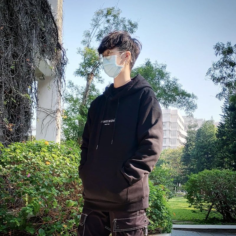 NANYINDA帽T - 中性连帽卫衣/T 恤 - 棉．麻 黑色