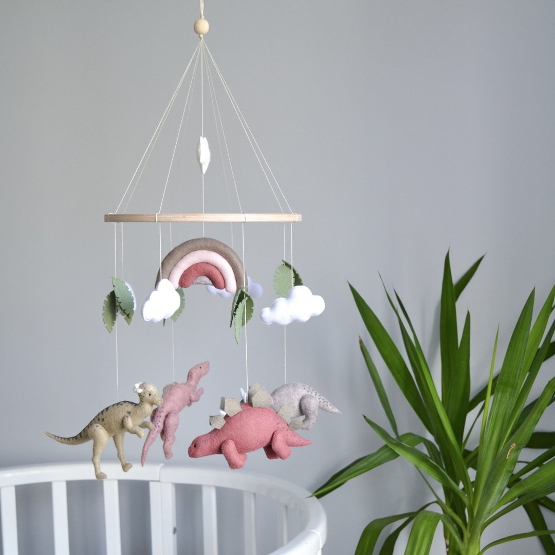 Dinosaur baby mobile, Girl nursery mobile, Dino baby mobile hangin, Newborn gift - 玩具/玩偶 - 羊毛 粉红色