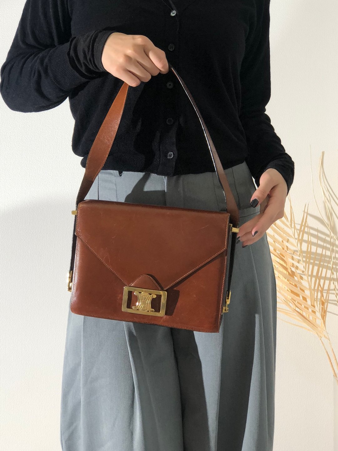 【日本直送，名牌二手包装】CELINE Triomphe 皮革单肩包棕vintage 复古老款 Celine xa84ti - 侧背包/斜挎包 - 真皮 咖啡色