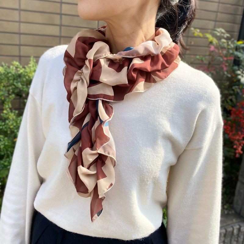 Ballett 几何图案抓皱围巾 棕色 蓬松柔软 一键轻松系 日本制造 可居家水洗 - 丝巾 - 聚酯纤维 咖啡色