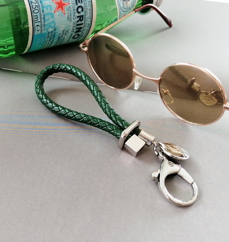 Leather keychains car keychains (Forest GREEN) model Urban Stockholm - 钥匙链/钥匙包 - 真皮 绿色