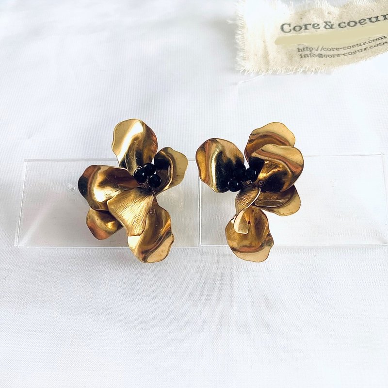 复古花朵耳夹耳针 - 耳环/耳夹 - 铜/黄铜 金色