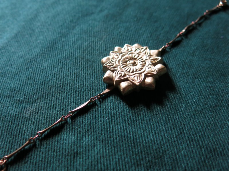 曼陀罗花朵 手链 - 手链/手环 - 铜/黄铜 金色