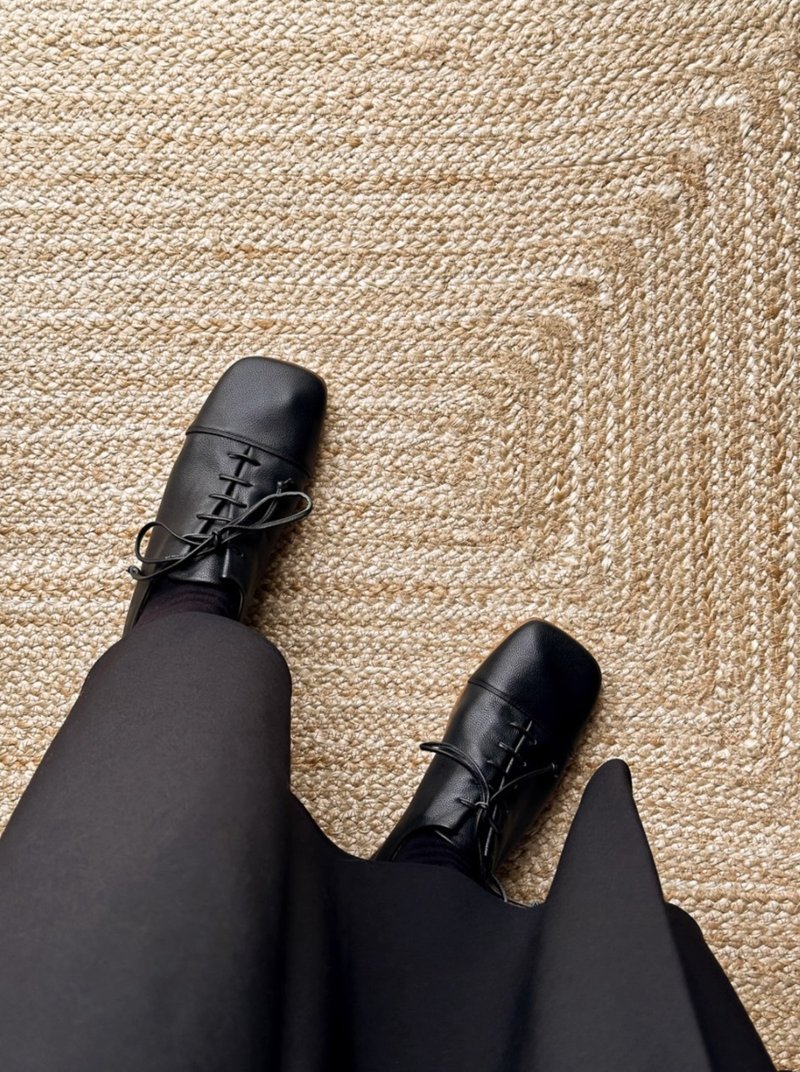 日本产小羊皮 解构式方头系带平底鞋 黑色 - 其他女款皮鞋 - 真皮 黑色