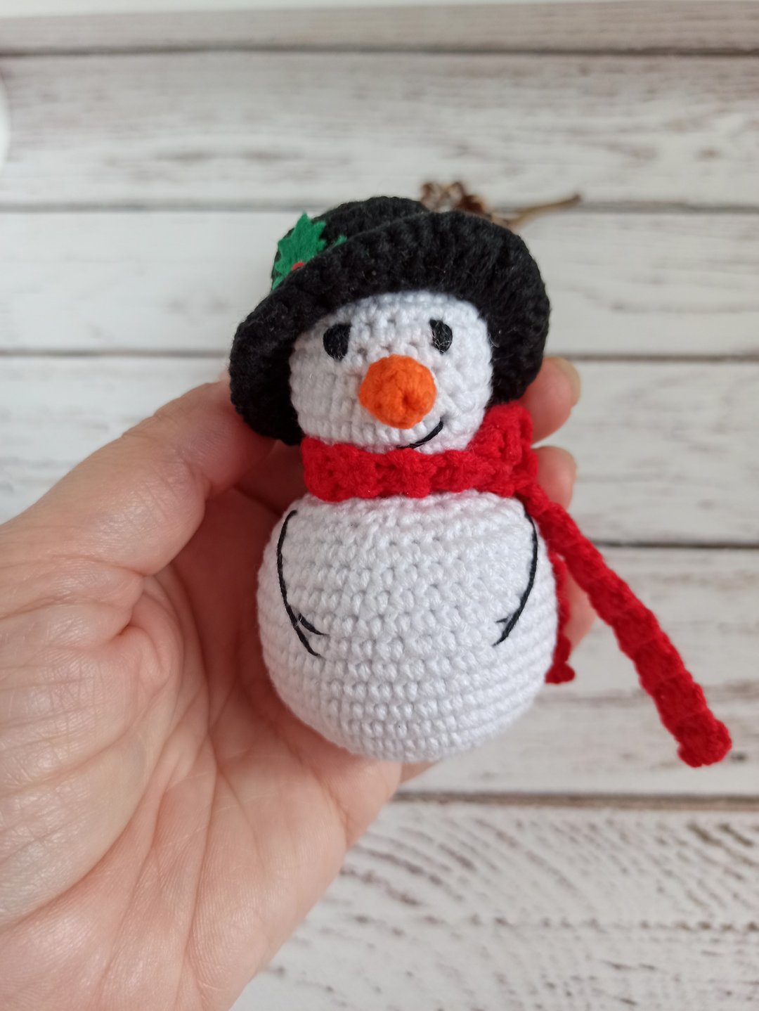 Crochet car hanging snowman, Christmas tree decoration, Christmas gift - 吊饰 - 棉 多色