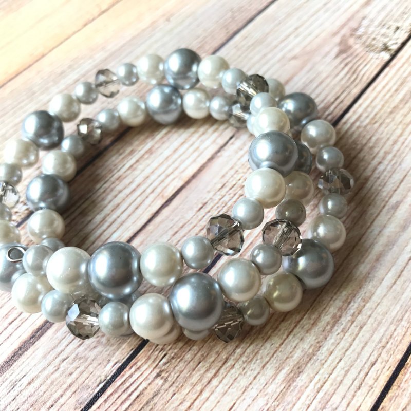 泰国Motta设计-马蹄兰串珠手链手环 - 手链/手环 - 塑料 银色