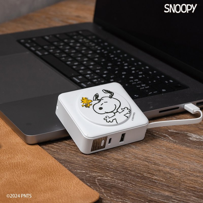 有标示wh台湾制【可充手表】白色史努比八合一多功能行动电源1000 - 充电宝/传输线 - 其他材质 白色