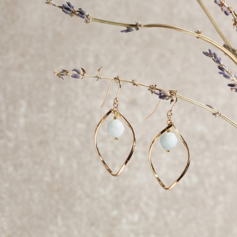 【定制化礼物】浪漫拥抱 海蓝宝天然水晶耳环   纪念日 送礼生日 - 耳环/耳夹 - 水晶 蓝色