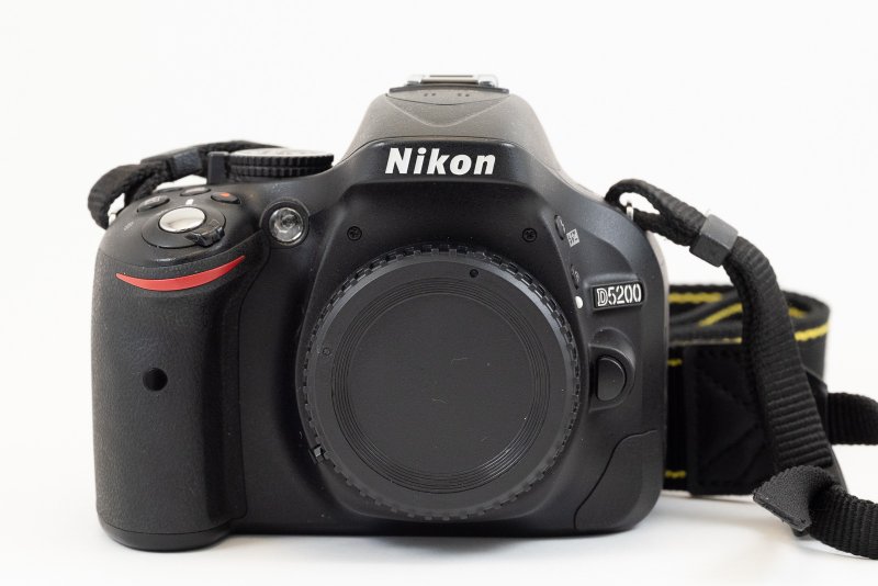包邮 Nikon尼康 D5200 24.1MP数位单眼相机机身2416快门数2416双手机尼康数相机 - 相机 - 塑料 黑色