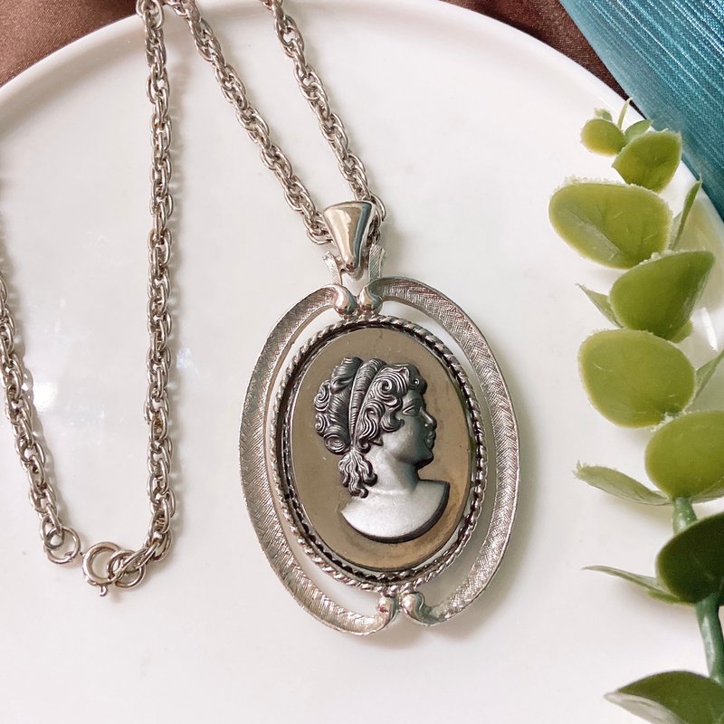 【西洋古董饰品】B.J. Cameo 仕女掐丝沙银纹理 扭花长项链 - 项链 - 贵金属 黑色