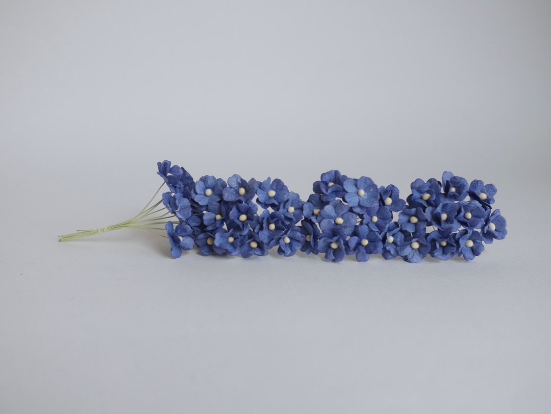 纸花，材料，100件。绣球花纸，尺寸1.5厘米，皇家蓝色 - 其他 - 纸 蓝色