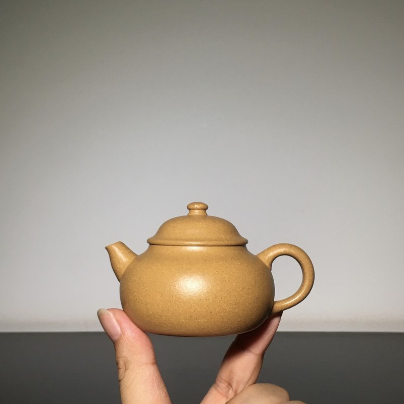 紫砂壶玉庐 100cc 原矿段泥料 砂感丰富 水色油润 精品小壶 饱满 - 茶具/茶杯 - 陶 灰色
