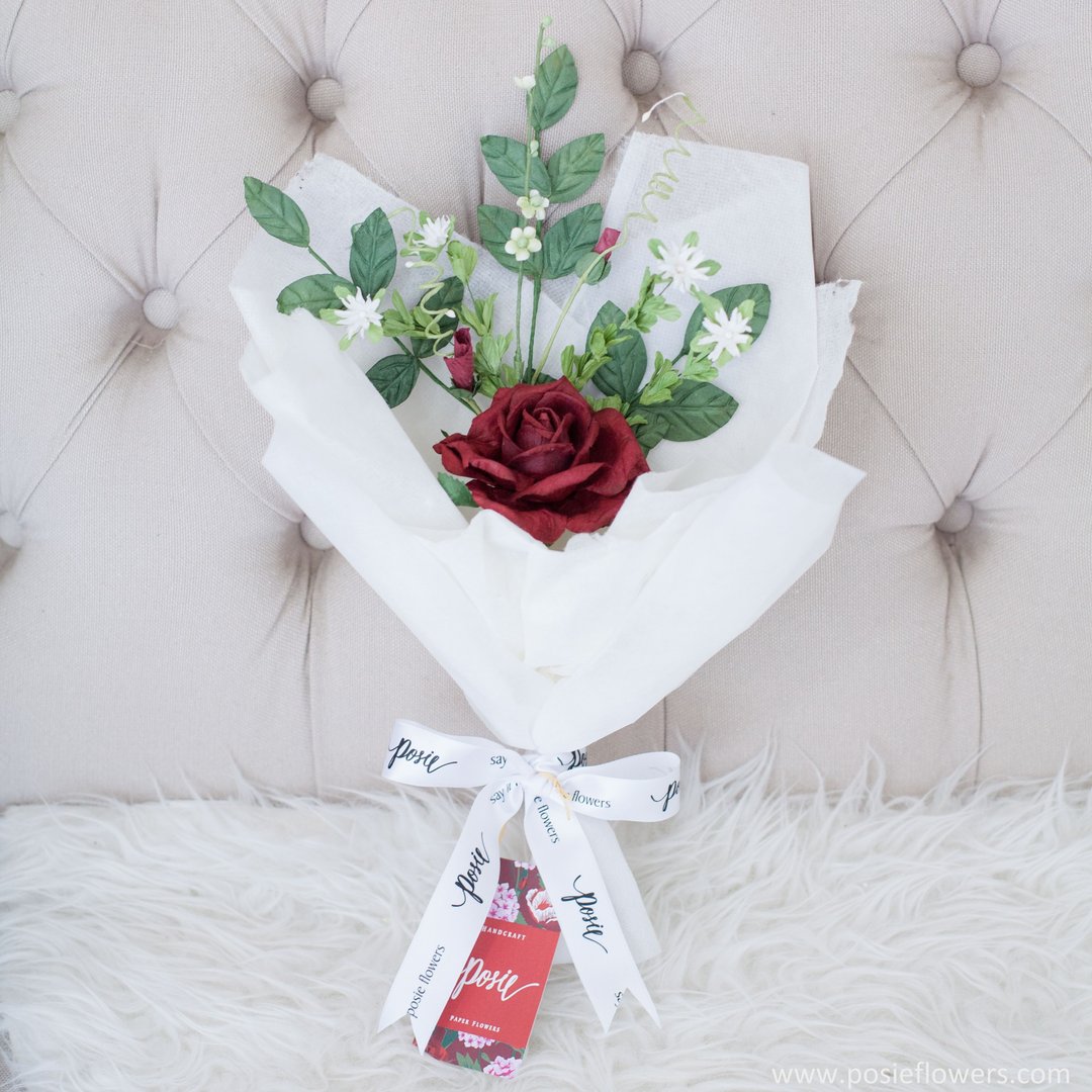 Paper Single Rose RED SANGRIA mini Bouquet Valentine's Gift, Anniversary Gift - 摆饰 - 纸 红色