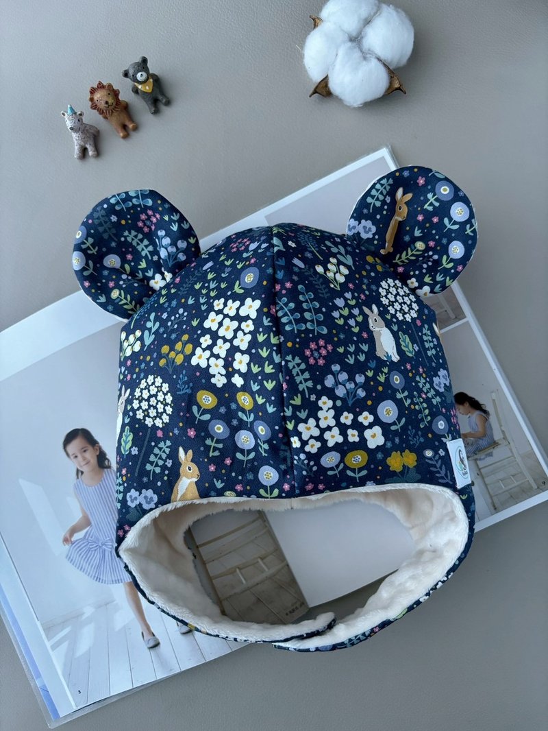 宝宝保暖遮耳帽  兔兔花园双色    弥月礼 宝宝熊耳帽 儿童保暖帽 - 婴儿帽/发带 - 棉．麻 多色