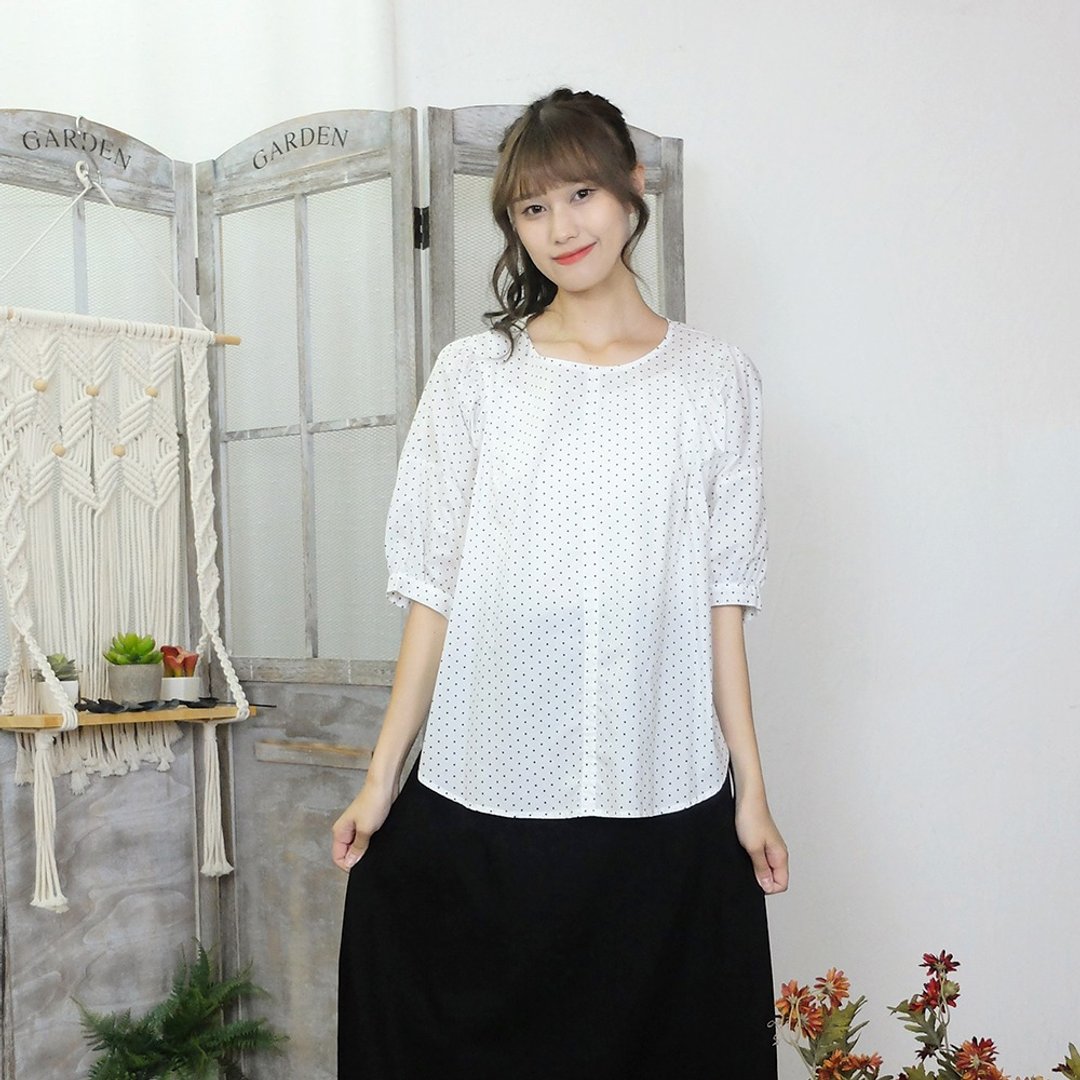 Hana Mokuba 宽松蝙蝠袖后绑带点点上衣 - 女装上衣 - 棉．麻 