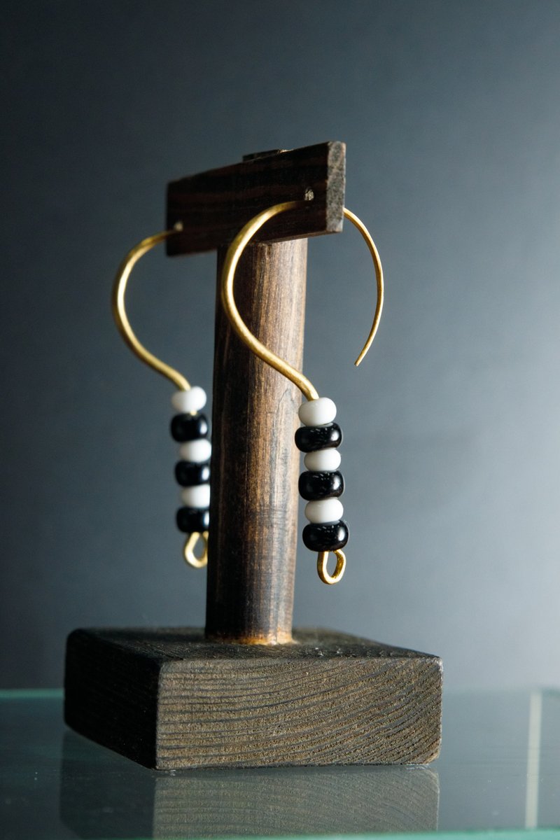 手工黄铜耳环 Tuoraakhtaakh 民族风格 雅库特设计 - 耳环/耳夹 - 铜/黄铜 