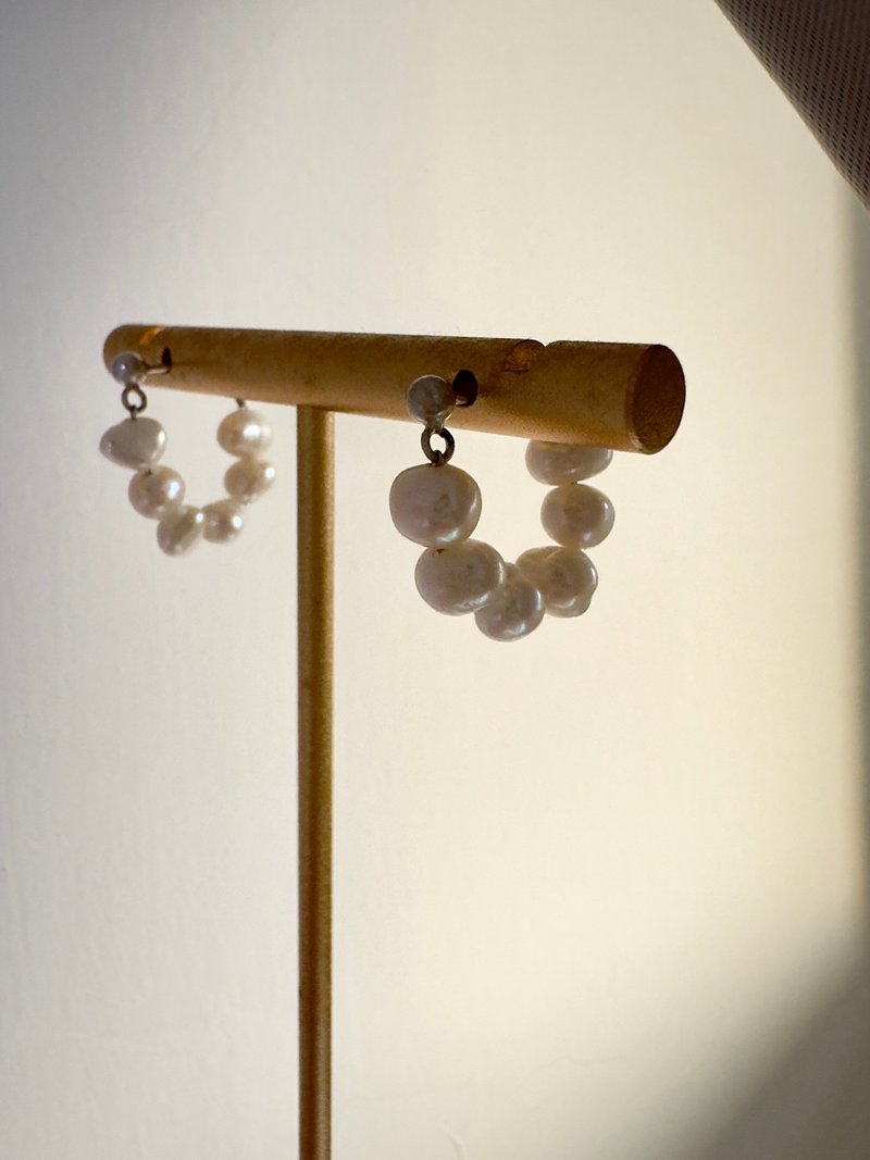 法式微醺 | 小珍环 | 天然珍珠 925银手工耳环 - 耳环/耳夹 - 珍珠 卡其色