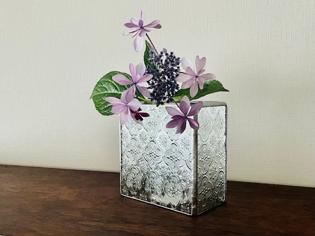 Made-to-order product Resale Stained glass vase Block flower lover clear - 花瓶/陶器 - 玻璃 透明