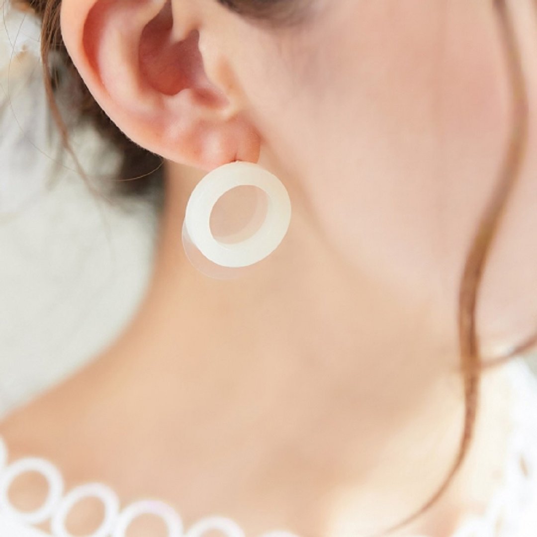 Candy Rings | Earrings / Clip-On | Milk - 耳环/耳夹 - 压克力 白色