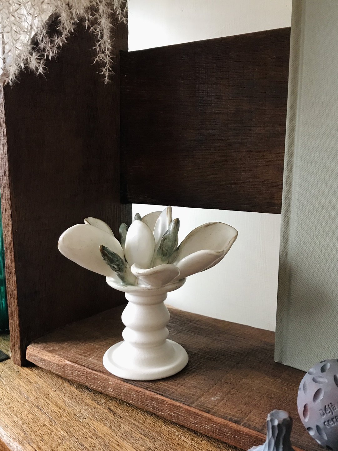 Déjà vu Ceramics 抽象花卉陶瓷摆件 - 摆饰 - 陶 白色