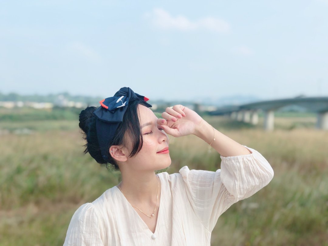 倾诉 日系蓝花 拼接 双层大蝴蝶扭结发带 - 发带/发箍 - 棉 蓝色