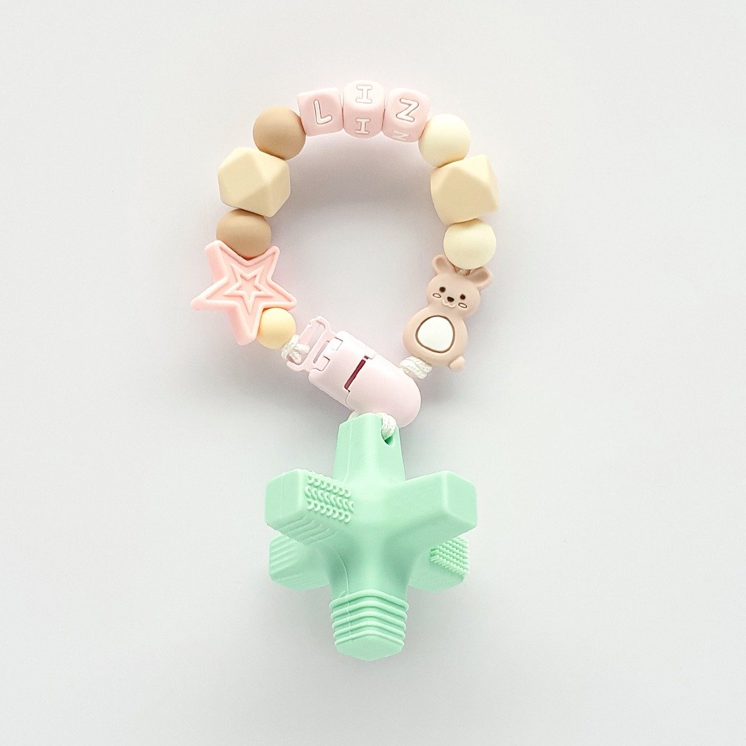 LIZ 星星 兔子 浅绿色消波块固齿器 / 定制化奶嘴链 - 玩具/玩偶 - 其他材质 多色