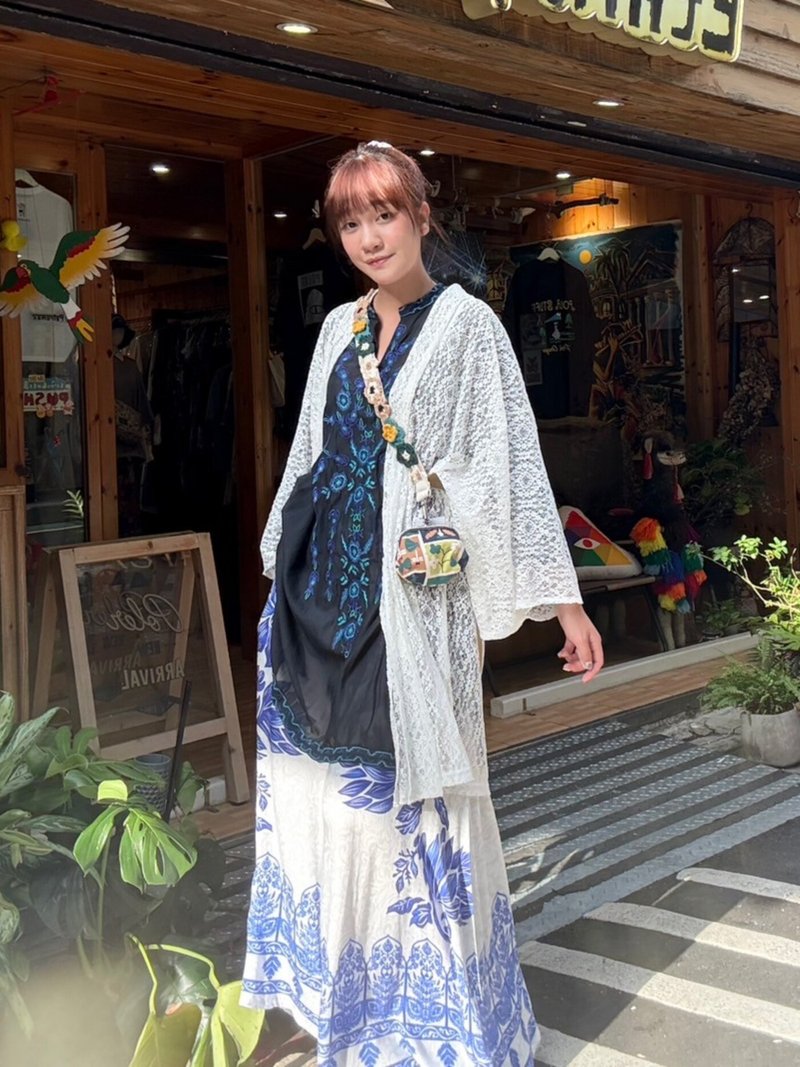 【部分现货】柔和光影精致篓空蕾丝羽织 罩衫 (3色) 7CA-4108 - 女装休闲/机能外套 - 其他材质 