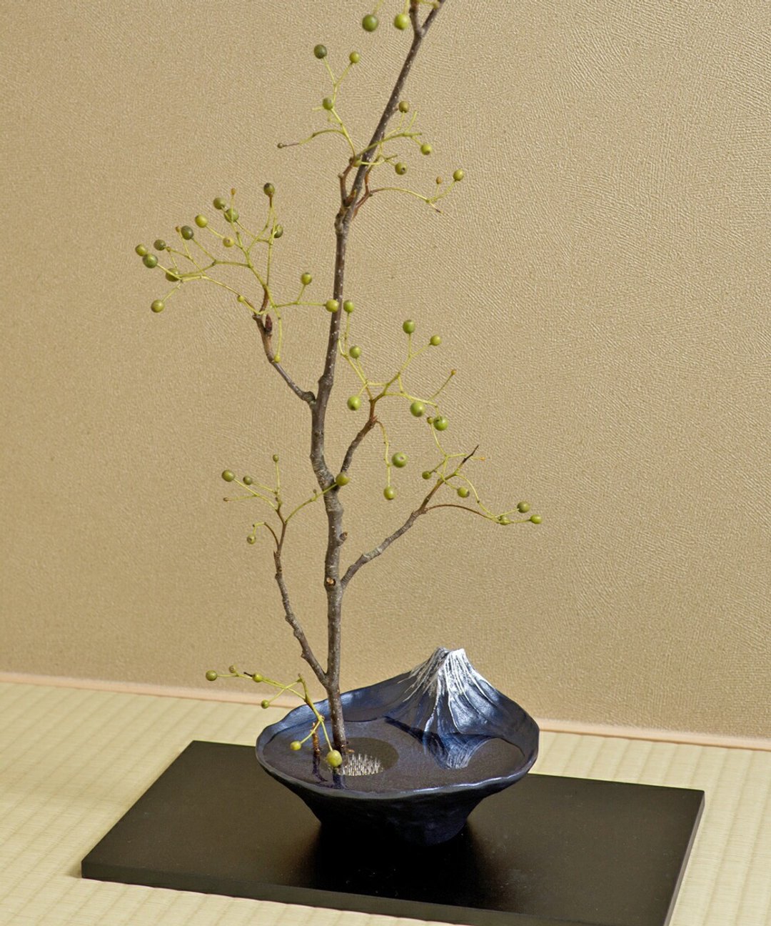 【预订】日本制 银雅堂 富士山花瓶 - 花瓶/陶器 - 其他金属 蓝色