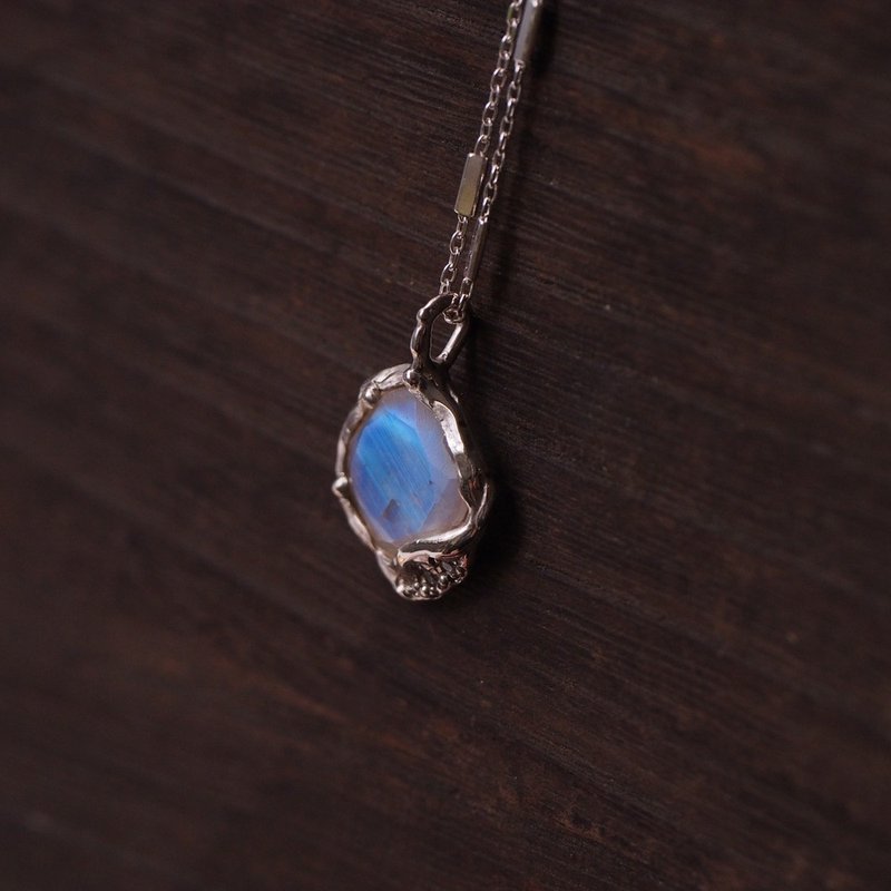 月光石手工项链 六月诞生石 纯银短项链 Moonstone - 项链 - 半宝石 蓝色
