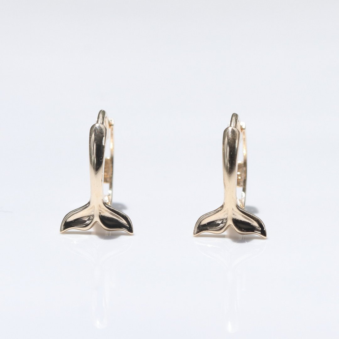 14K Whale Lock Earring 鲸鱼耳扣耳环 内径8mm - 耳环/耳夹 - 贵金属 金色