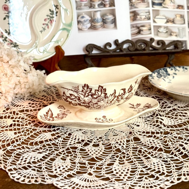 50362-稀有法国19世纪 Longchamp 酱汁船 - 盘子/餐盘/盘架 - 瓷 